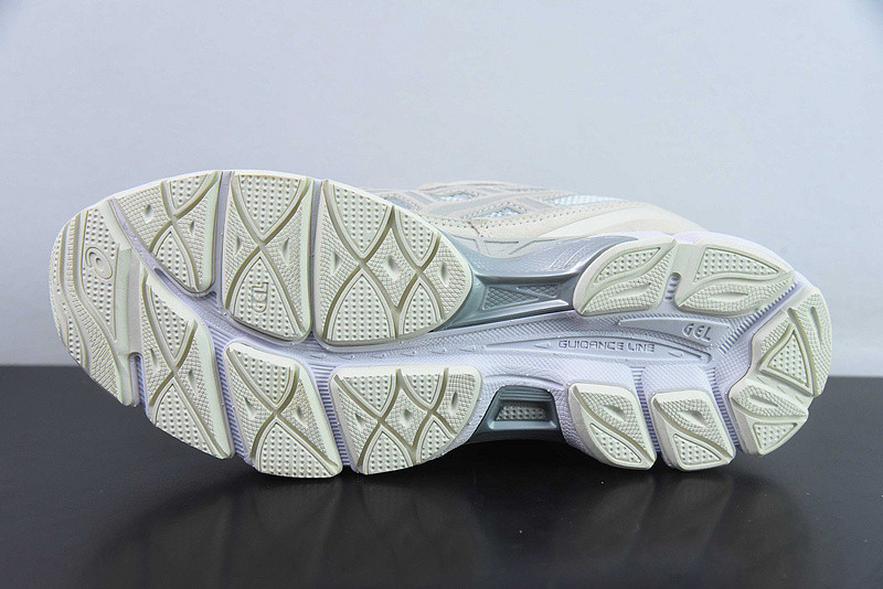 ASICS GEL-NYC 