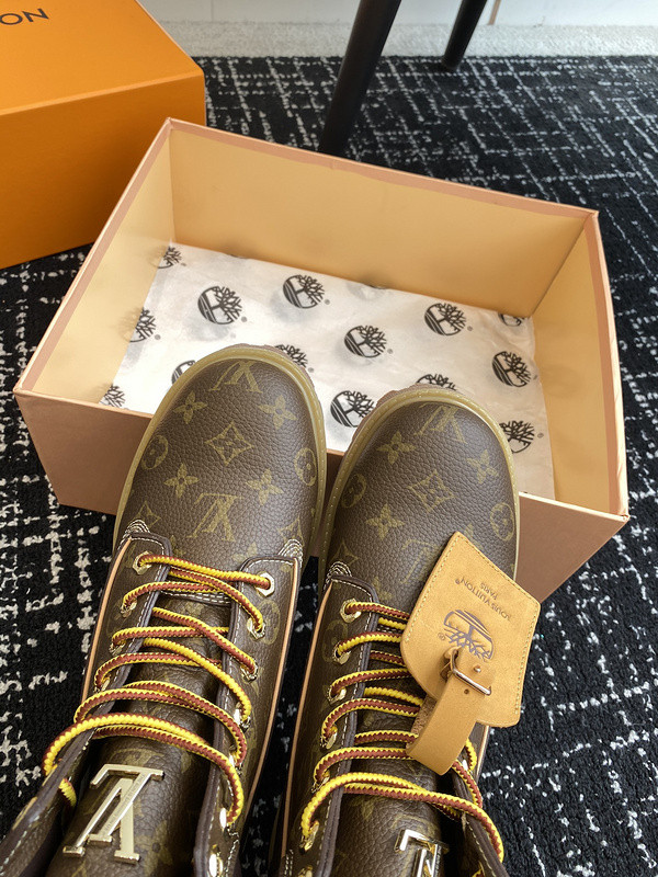 LVT BOOTS