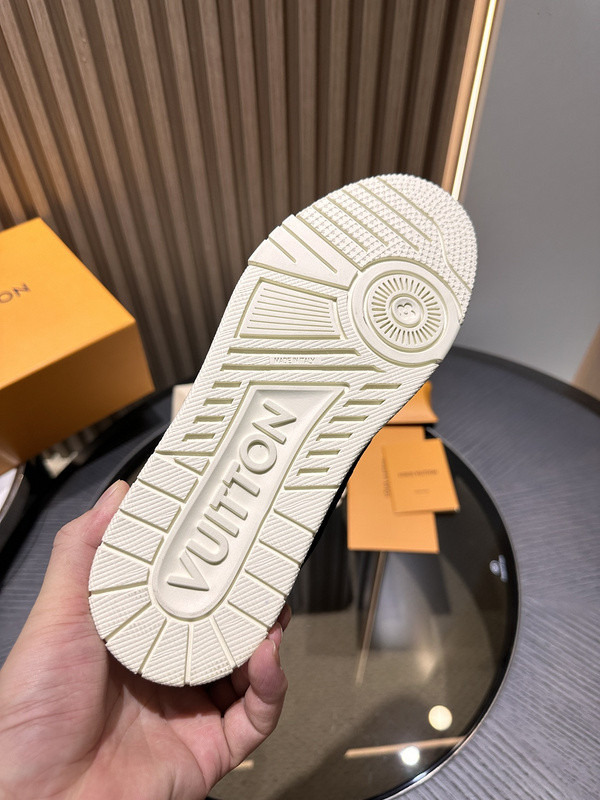 LVT SNEAKERS