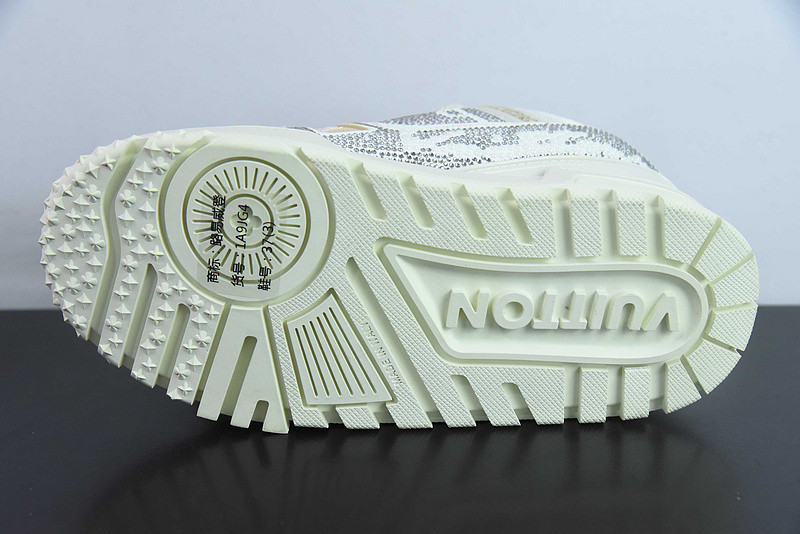 LVT SNEAKERS