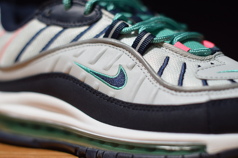 NIKE AIR MAX 98 