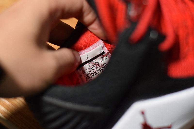 AIR JORDAN 32 LOW PF 