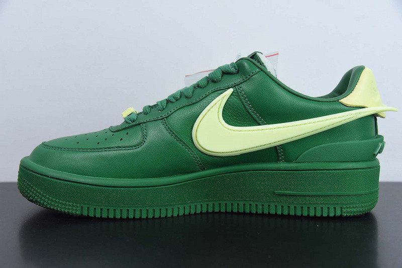Nike AMBUSH X AIR FORCE 1 LOW 