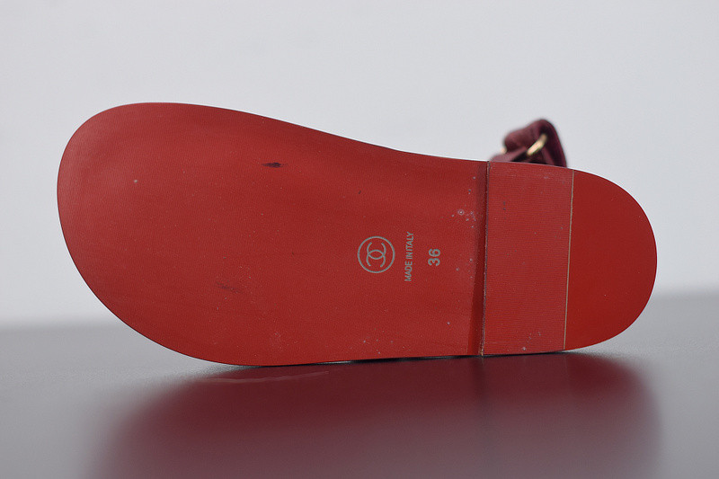 Chanel Slide