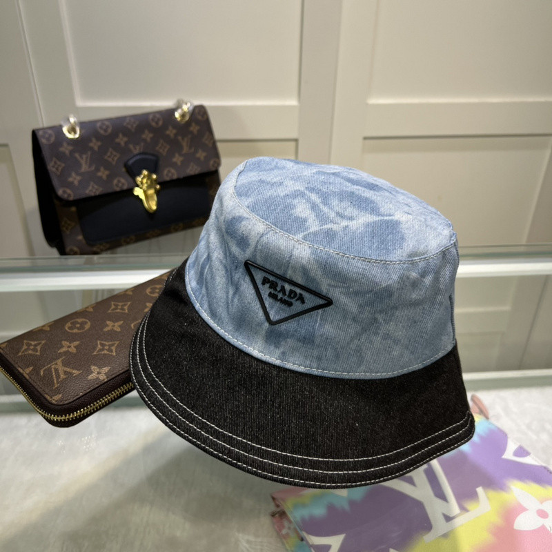Pra*a hat