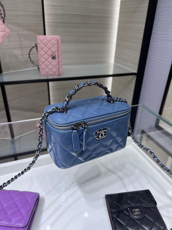 Ch*el purse