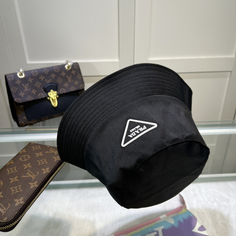 Pra*a hat