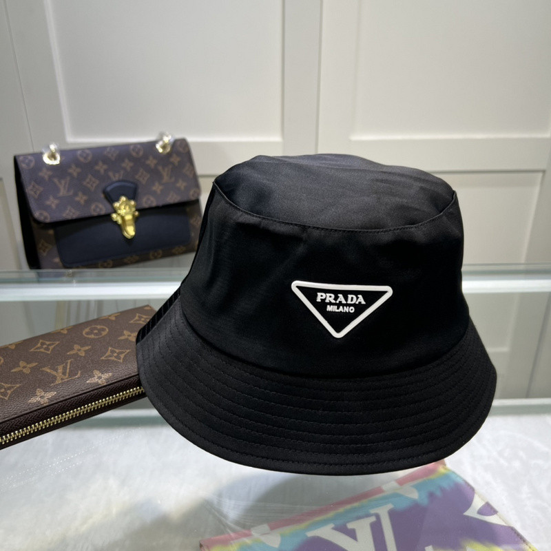 Pra*a hat
