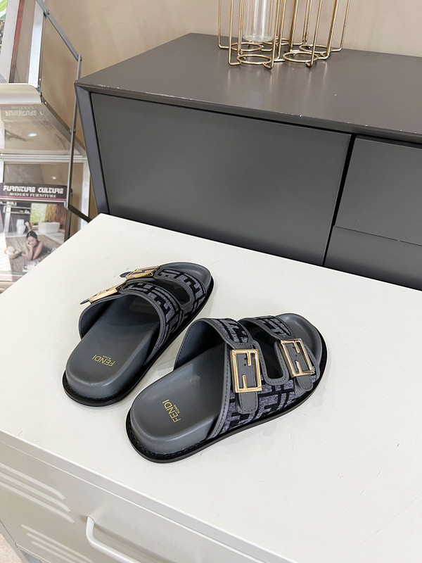 FENDI SLIDE