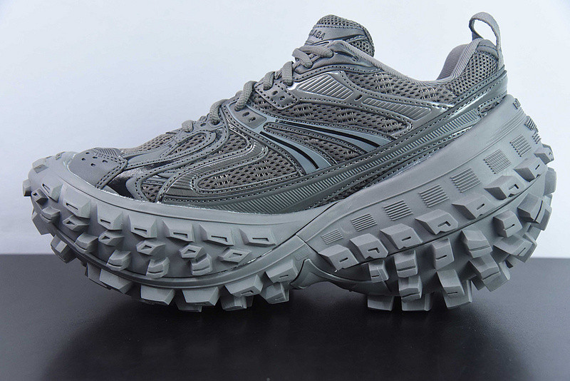 BC DEFENDER RUBBER PLATFORM SNEAKERS