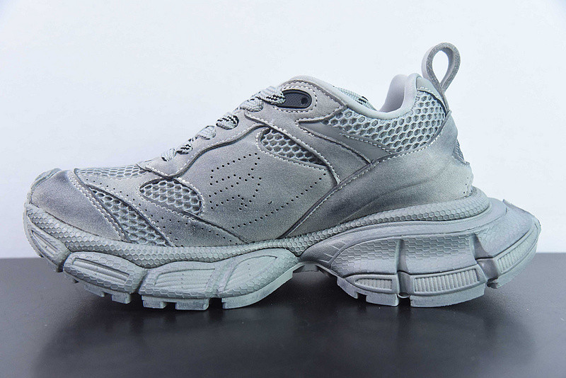 BC XL Sneakers