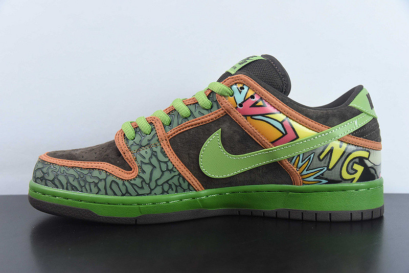 Nike SB Dunk Low 