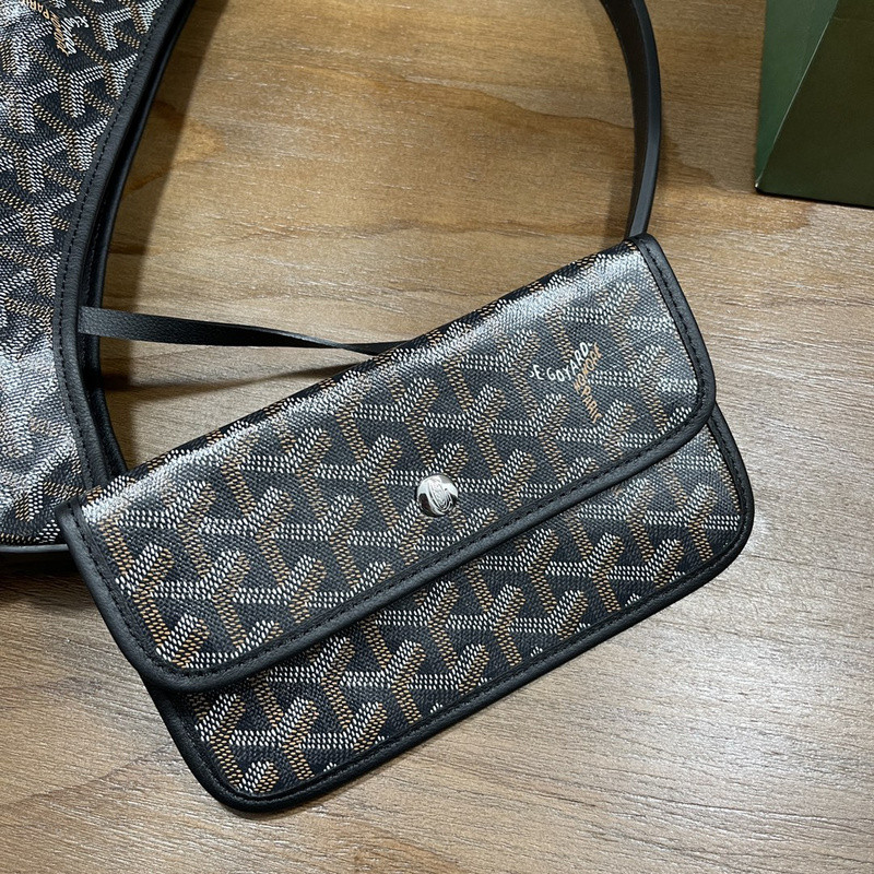 Go*ard purse