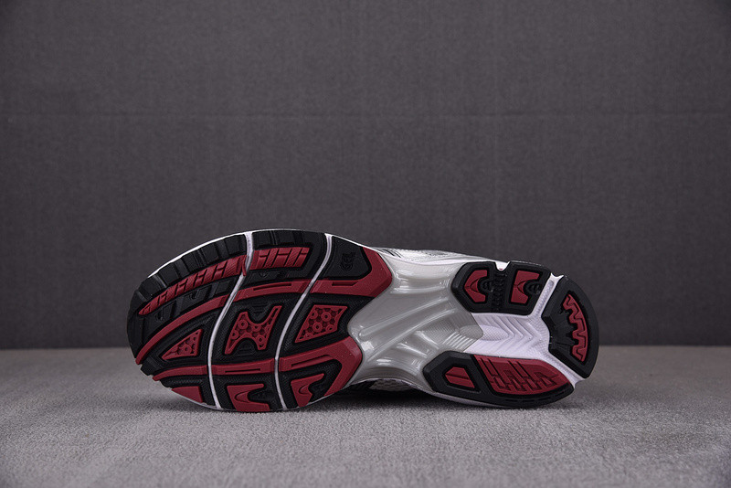 ASICS Gel Kayano 14 