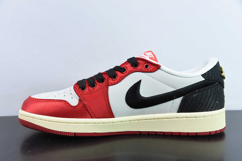 Air Jordan 1 Low OG x Trophy Room Sail and Varsity Red FN0432-100