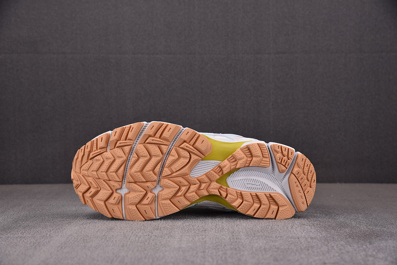 ASICS Gel‑Kahana 8 