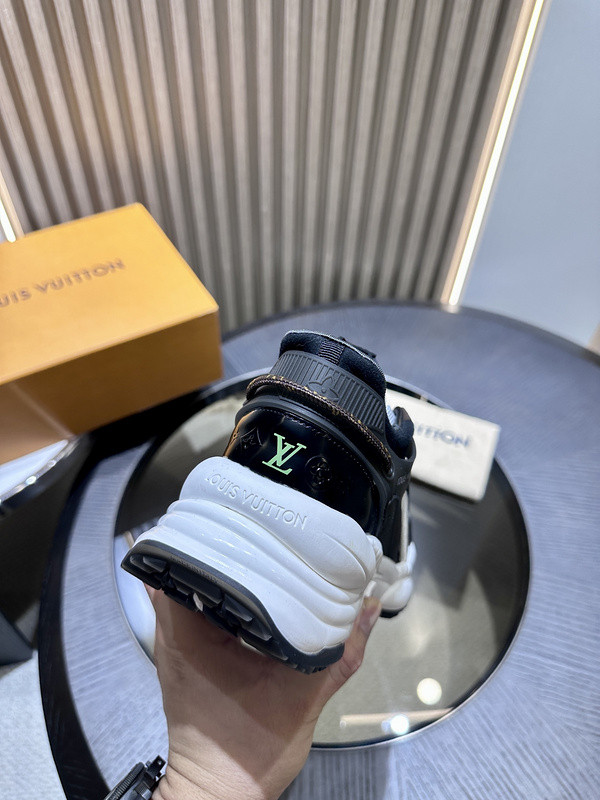 LVT SNEAKERS