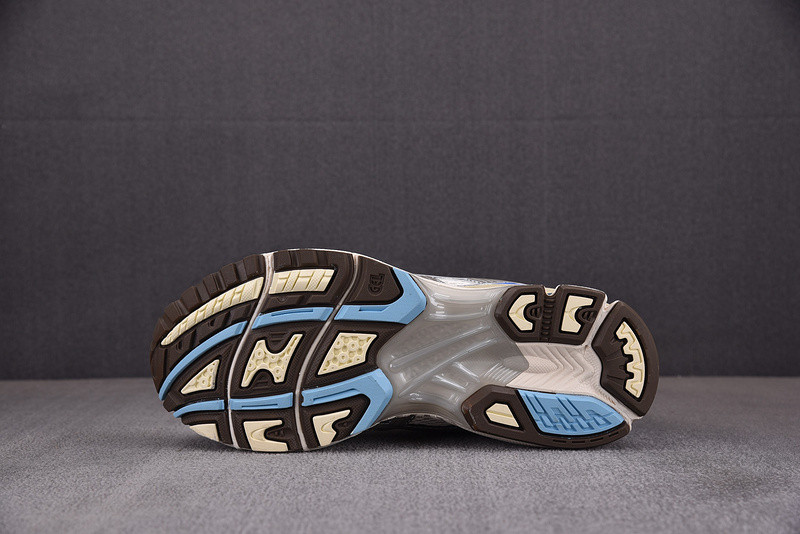ASICS Gel-Kayano 14 