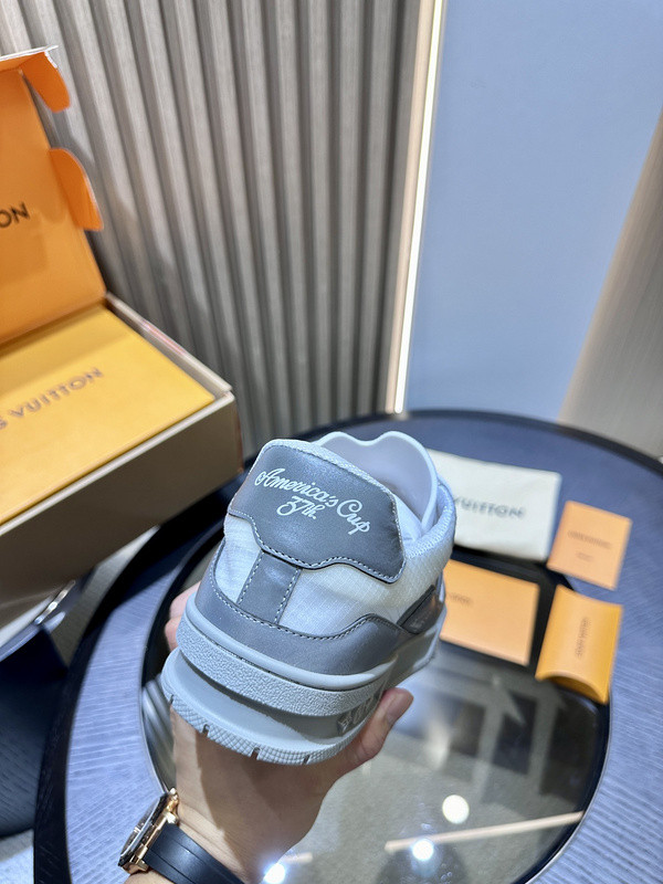 LVT SNEAKERS