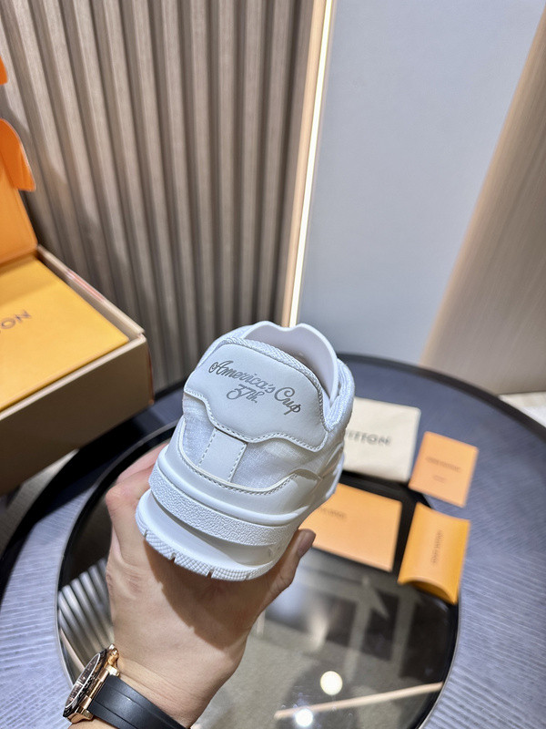 LVT SNEAKERS