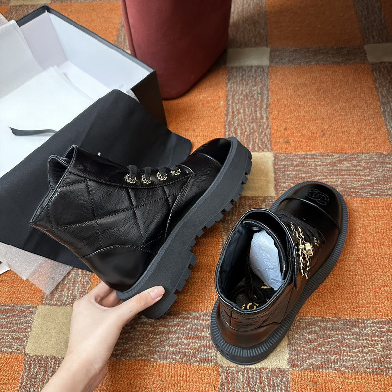 Chanel Sneaker