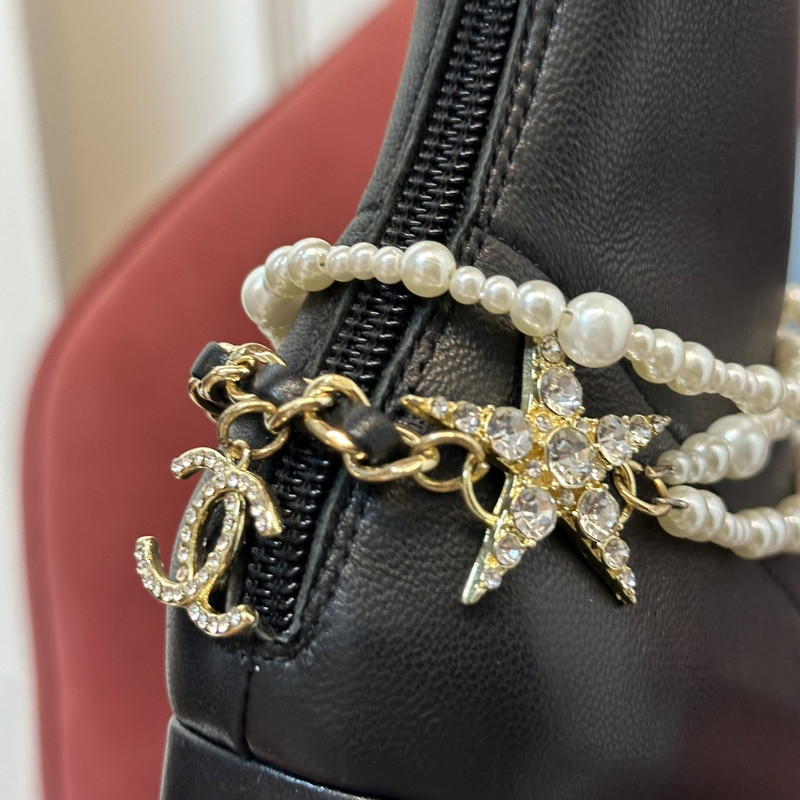 Chanel Sneaker