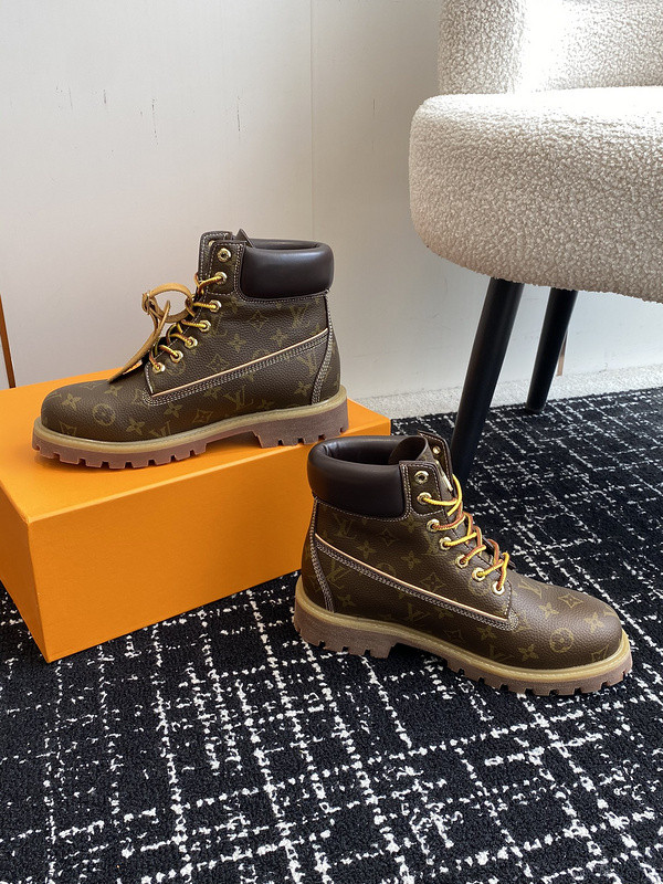 LVT BOOTS