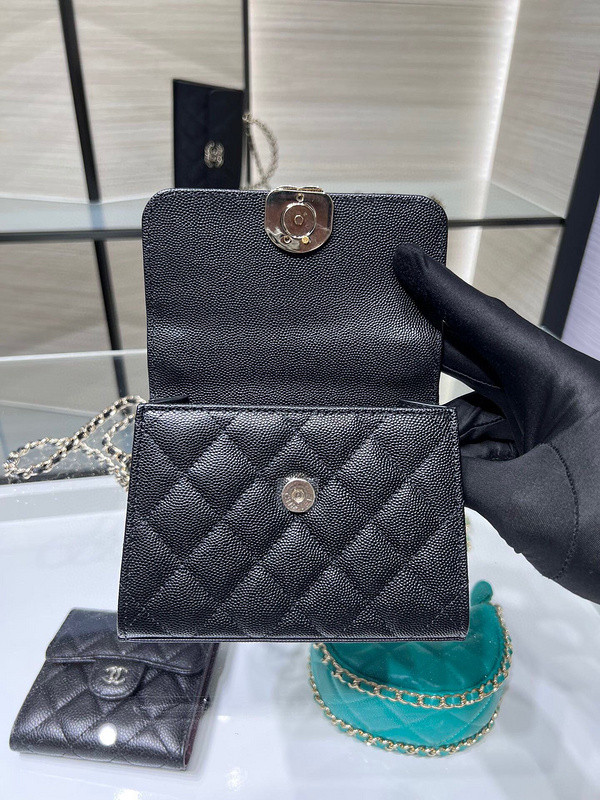 Ch*el purse