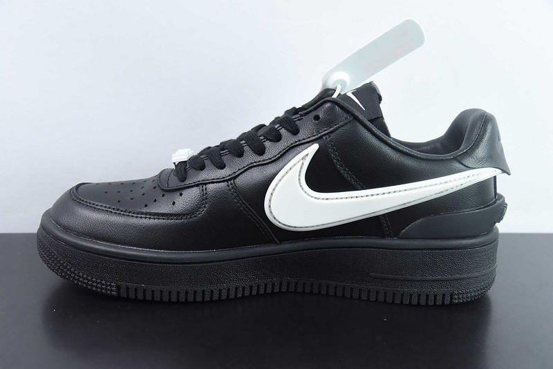 Nike AMBUSH X AIR FORCE 1 LOW 