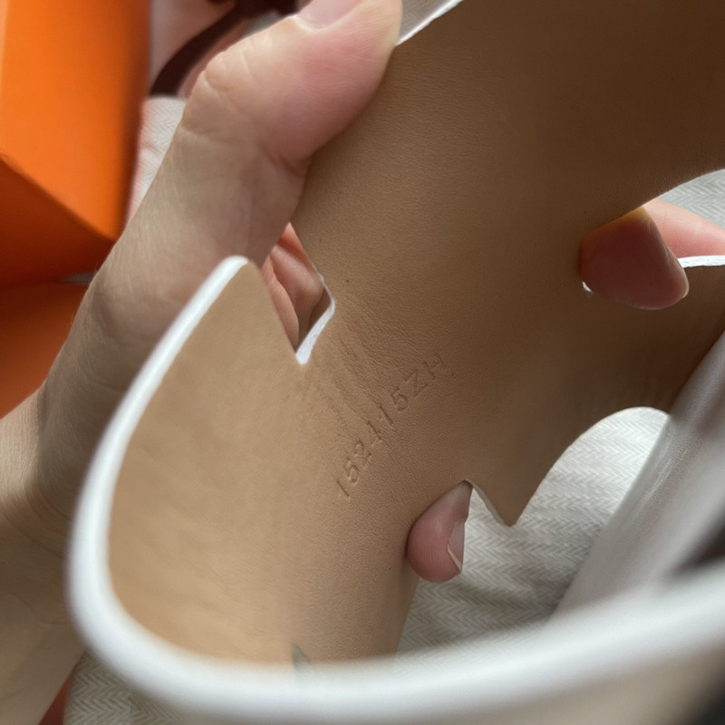 HERMES SLIDE
