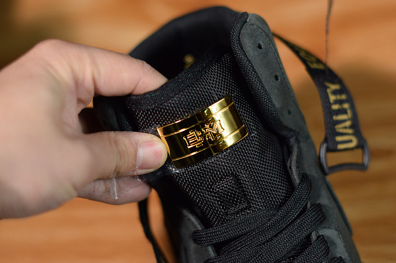 NIKE AIR FORCE 1 HI BHM QS "BLACK HISTORY MONTH" 920787-001
