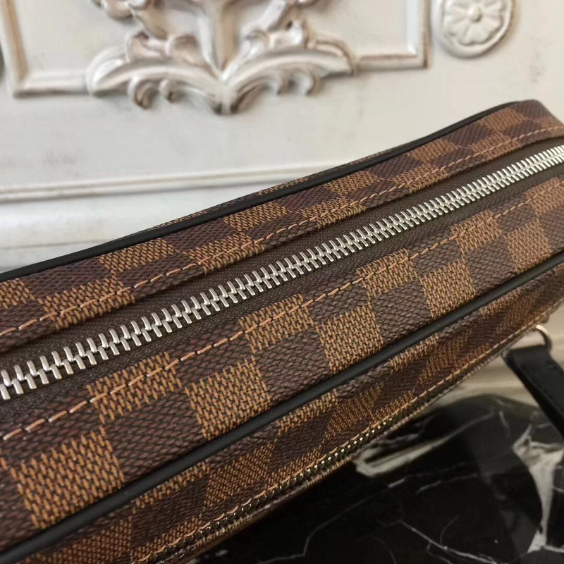 LVT PURSE