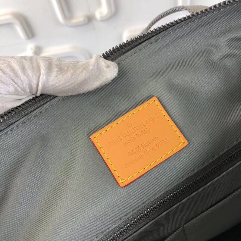 LVT PURSE