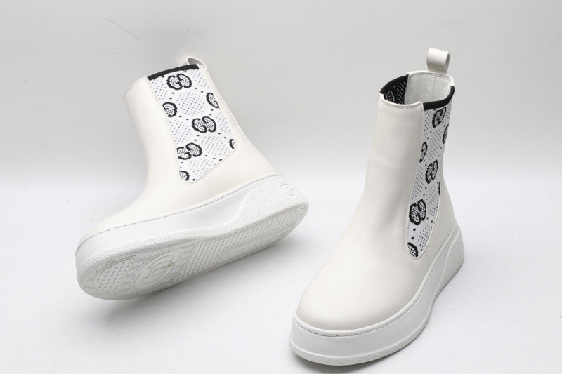 G*u*i boots