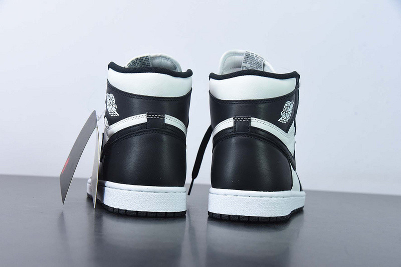 AIR JORDAN 1 RETRO HIGH 