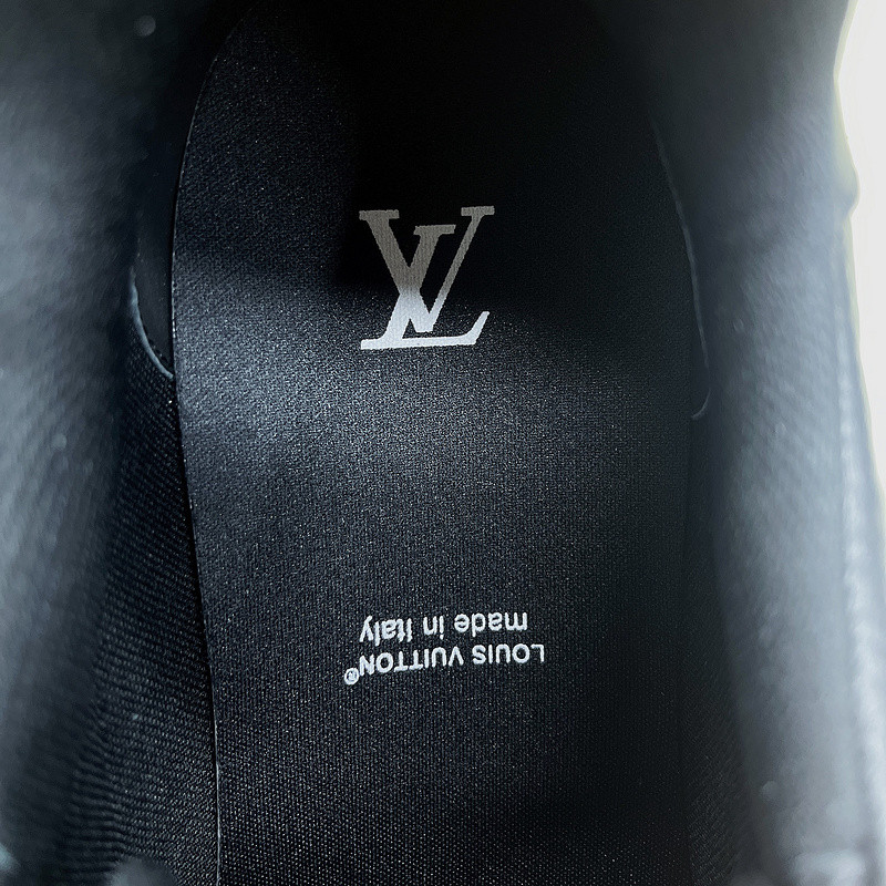 LVT SNEAKERS