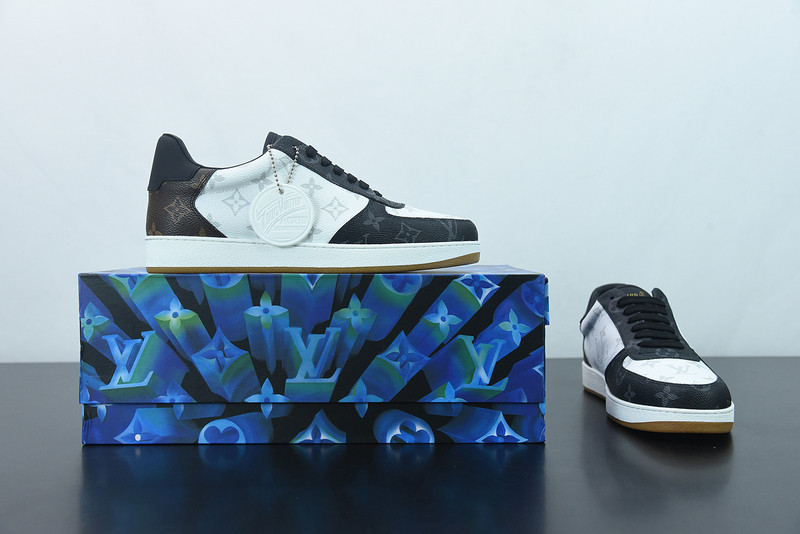 LVT SNEAKERS