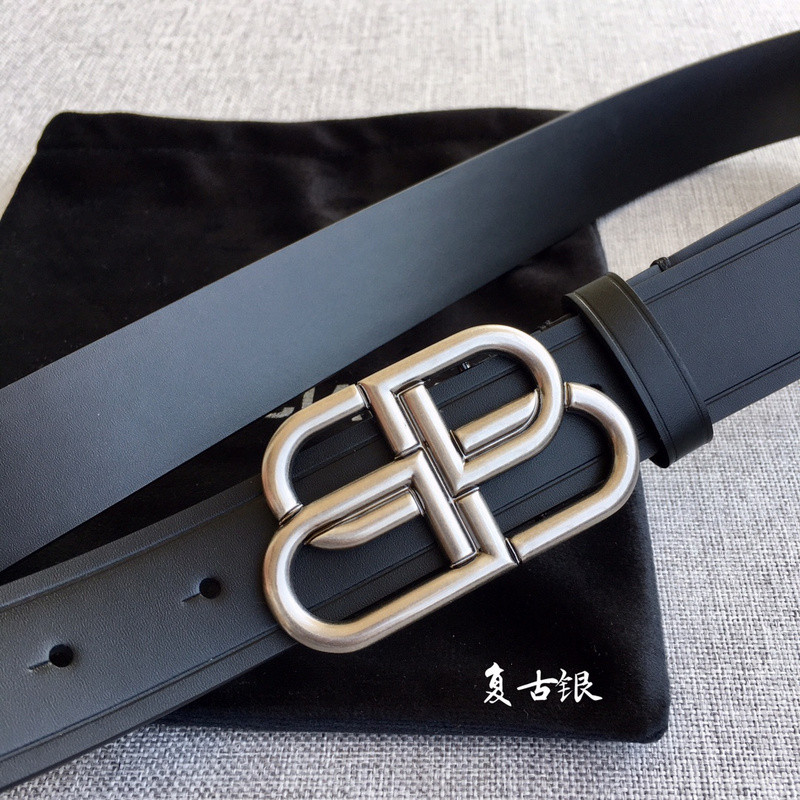 Ba*len*cia*ga belt