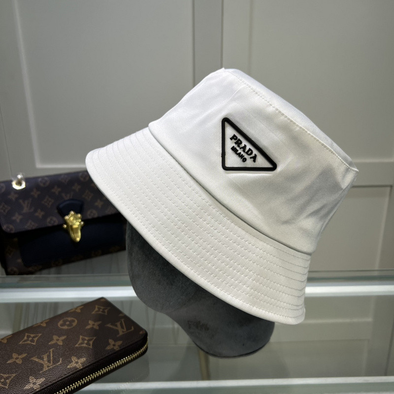 Pra*a hat