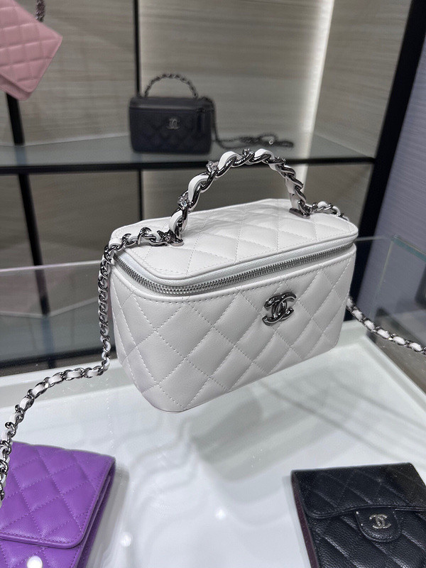 Ch*el purse