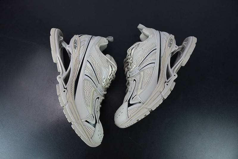 BC X-PANDER 6.0 TRAINER 653870 W2RA1 9710