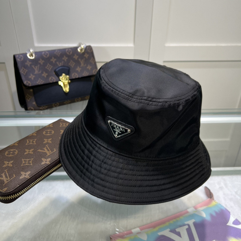 Pra*a hat