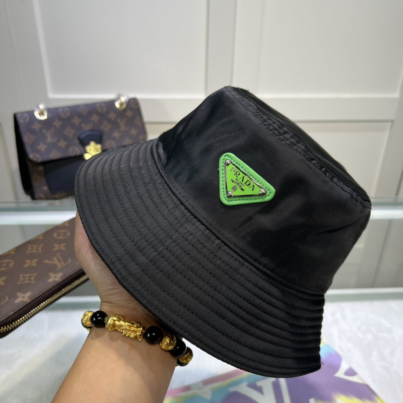 Pra*a hat