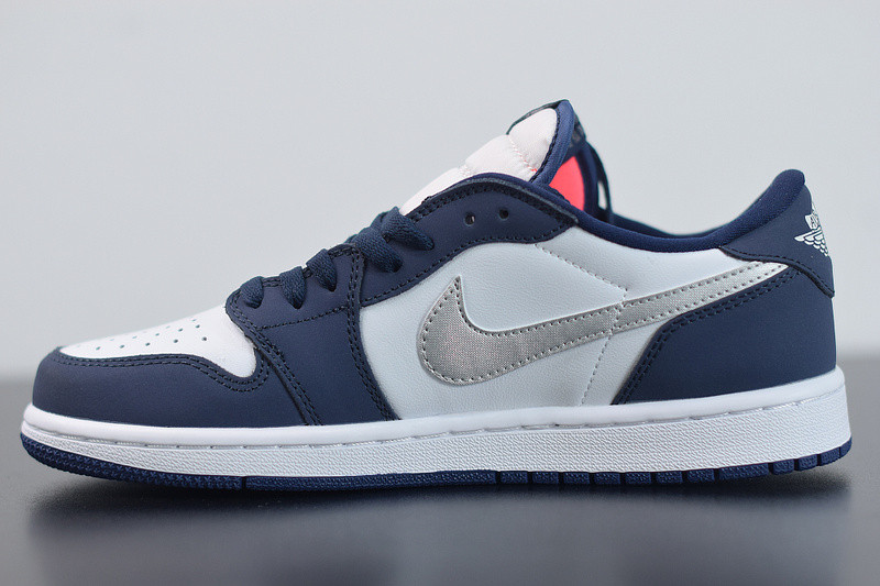 NIKE SB X AIR JORDAN 1 LOW MIDNIGHT NAVY CJ7891-400