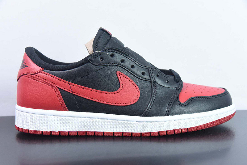 AIR JORDAN 1 RETRO LOW OG ''BRED'' 705329-001