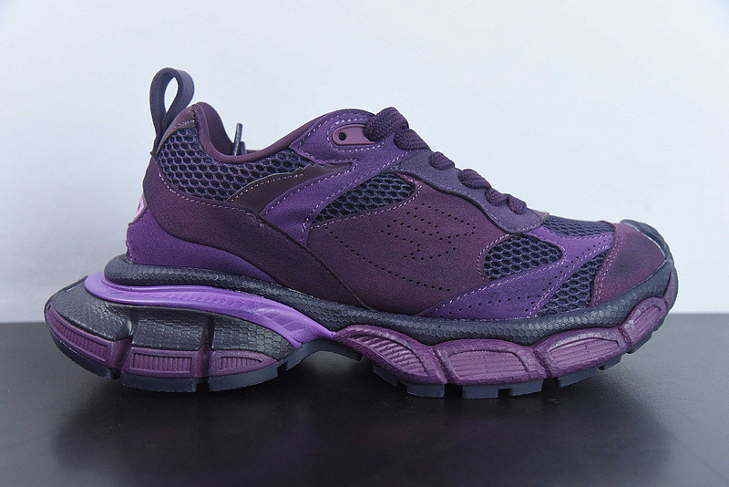 BC XL Sneakers