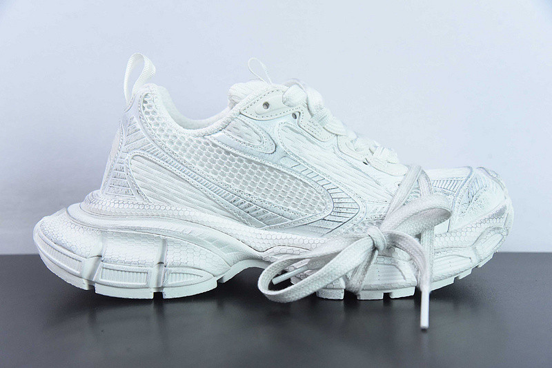BC 3XL SNEAKER