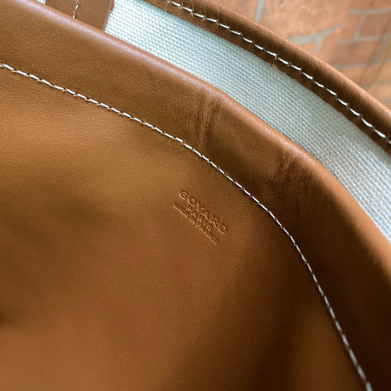 Go*ard purse