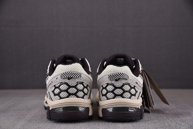 ASICS Gel‑Kahana 8 