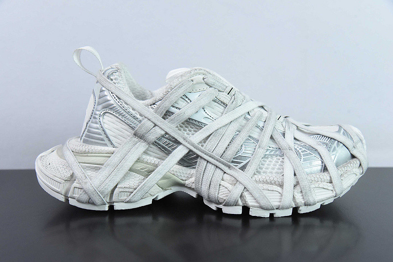 BC 3XL SNEAKER